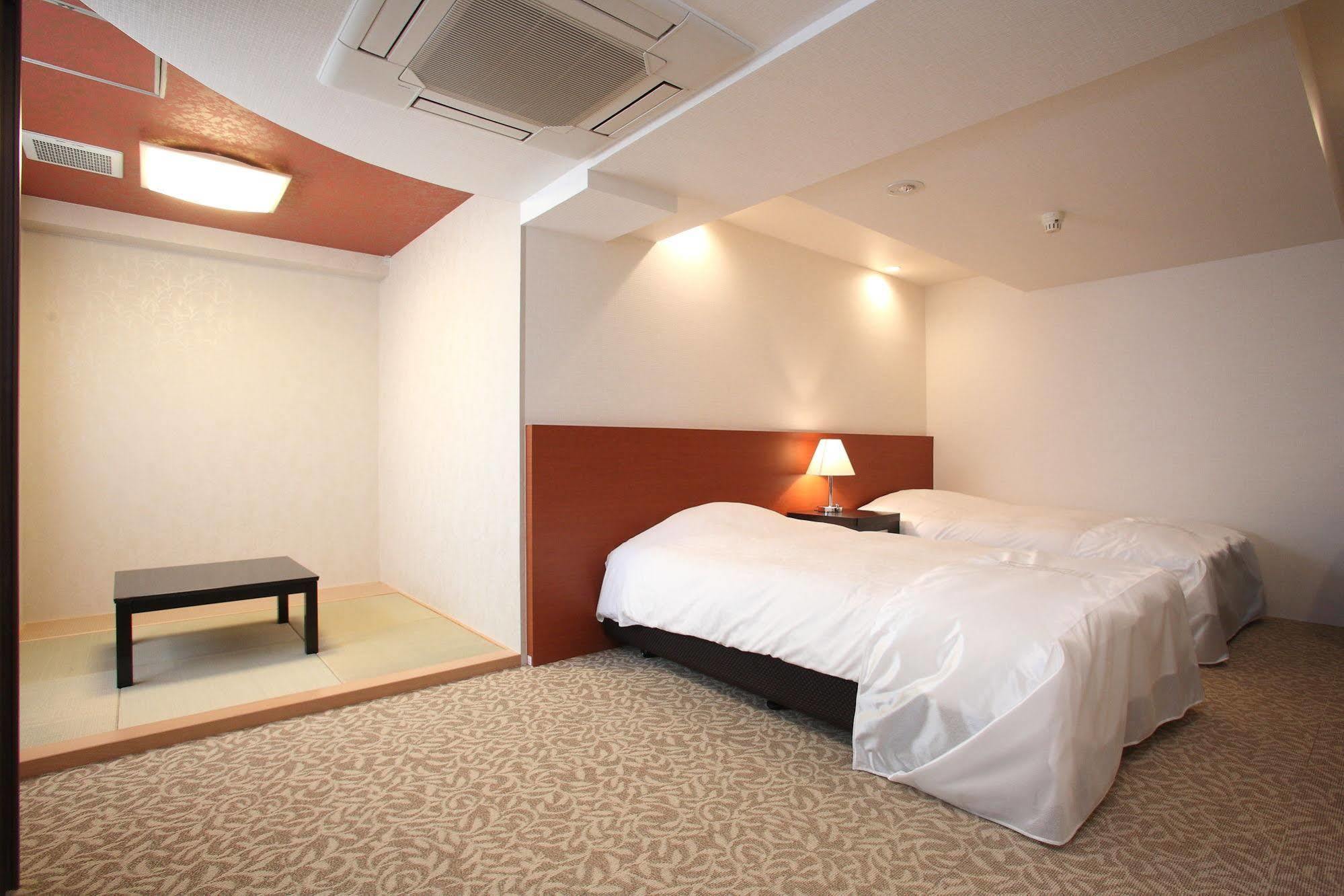 Hotel Sunline Kyoto Gion Shijo Exterior photo